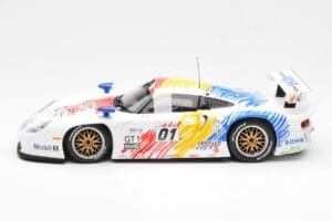 Porsche 911 GT1 #1 A. McNish / R. Sullivan / U. Alzen Rohr Motorsport Daytona 24 Hours 1998 UT Models 1:18 39611 Kov – obrázok 3 z 6
