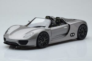 Porsche 918 Spyder Prototyp Šedá Metalíza Minichamps 1:18 110060030