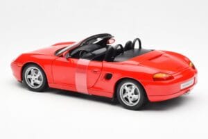 Porsche Boxster 986 Červený UT Models 1:18 180065830 Kov – obrázok 5 z 6