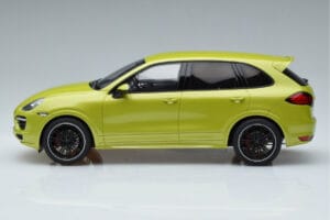 Porsche Cayenne GTS 92A Peridot Zelený GT Spirit 1:18 GT020A Živica – obrázok 3 z 6