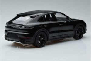 Porsche Cayenne E3 S Coupe Minichamps 1:18 187673 Kov – obrázok 2 z 6
