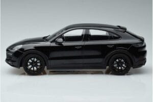 Porsche Cayenne E3 S Coupe Minichamps 1:18 187673 Kov – obrázok 3 z 6