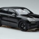 Porsche Cayenne E3 S Coupe Minichamps 1:18 187673 Kov - image 4 of 6