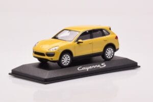 Porsche Cayenne 92A Piesková Žltá Minichamps 1:43 WAP0200060B Kov – obrázok 2 z 4