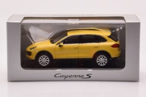 Porsche Cayenne 92A Piesková Žltá Minichamps 1:43 WAP0200060B Kov – obrázok 4 z 4