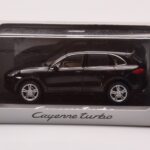 Porsche Cayenne 92A Turbo Čierny Minichamps 1:43 - image 4 of 4