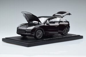 Porsche Cayenne Turbo Coupe Mahagón Norev 1:18 WAP0213190K Kov – obrázok 2 z 8