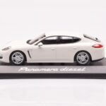 Porsche Panamera 970 Diesel Carrara Biely Minichamps 1:43