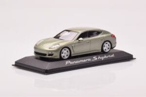 Porsche Panamera 970 S Hybrid Critall Zelený Minichamps 1:43 WAP0205010A Kov – obrázok 2 z 4