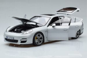 Porsche Panamera 970 Turbo Strieborný Norev 1:18 187609 Kov – obrázok 2 z 7