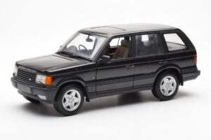 Range Rover P38 4.6 HSE Čierny Metalíza AUTOart 1:18