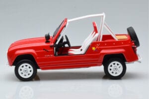 Renault 4L JP4 Červený Otto 1:18 OT998 Živica – obrázok 3 z 6