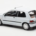 Renault Clio 16S Biely Norev 1:18 - image 7 of 8