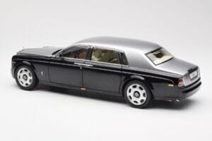 Rolls-Royce Phantom VII EWB Čierny a Strieborný Kyosho 1:18 08841BKS Kov – obrázok 7 z 8