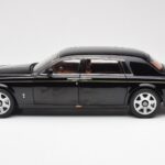 Rolls-Royce Phantom VII EWB Diamond Čierny Kyosho 1:18 08841DBK2 - image 4 of 8