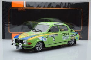 Saab 96 V4 #2 S. Blomqvist / H. Sylvan Rally Sweden 1976 IXO 1:18 18RMC085B Kov – obrázok 6 z 6