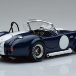 Shelby Cobra 427 S/C Tmavo Modrý Kyosho 1:18 - image 3 of 9
