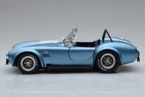 Shelby Cobra 427 S/C Svetlo Modrý Kyosho 1:18 08048SBL Kov – obrázok 4 z 9