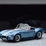 Shelby Cobra 427 S/C Svetlo Modrý Kyosho 1:18 - image 9 of 9