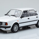Skoda 130 L Biely IXO 1:18