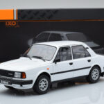 Skoda 130 L Biely IXO 1:18 - image 6 of 6
