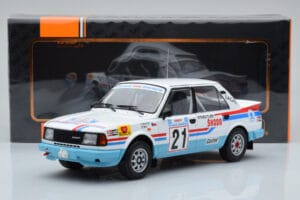 Skoda 130 LR #21 L. Krecek / B. Motl Rally Acropolis 1986 IXO 1:18 18RMC157A Kov – obrázok 6 z 6