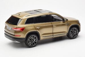 Skoda Kodiaq Zlatý FAW 1:18 ZSX000001GOL Kov – obrázok 3 z 8