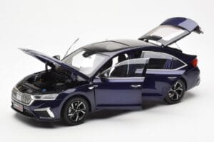 Skoda Octavia Pro Modrý FAW 1:18 ZMR000006BLA Kov – obrázok 2 z 8
