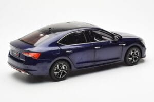 Skoda Octavia Pro Modrý FAW 1:18 ZMR000006BLA Kov – obrázok 3 z 8