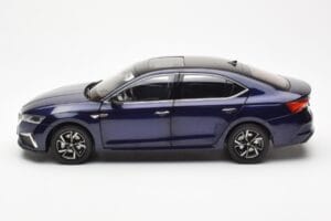 Skoda Octavia Pro Modrý FAW 1:18 ZMR000006BLA Kov – obrázok 4 z 8