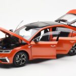 Skoda Octavia Pro Oranžový FAW 1:18 ZMR000006ORA - image 2 of 8