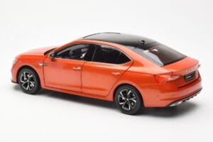 Skoda Octavia Pro Oranžový FAW 1:18 ZMR000006ORA Kov – obrázok 7 z 8