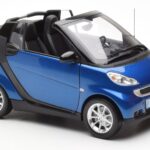 Smart Fortwo 451 Cabrio Modrý & Čierny Minichamps 1:18 - image 6 of 8