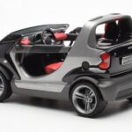 Smart Fortwo Crossblade Kabriolet Strieborná Čierna Kyosho 1:18 - image 5 of 6