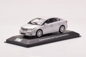 Toyota Avensis T270 Strieborný Minichamps 1:43 403166903 Kov – obrázok 2 z 4
