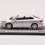 Toyota Avensis T270 Strieborný Minichamps 1:43