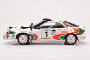 Toyota Celica Turbo 4WD ST185 #1 J. Kankkunen / J. Piironen Safari Rally 1993 IXO 1:18 18RMC150A Kov – obrázok 3 z 6