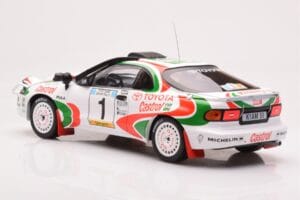 Toyota Celica Turbo 4WD ST185 #1 J. Kankkunen / J. Piironen Safari Rally 1993 IXO 1:18 18RMC150A Kov – obrázok 5 z 6