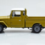 Toyota Land Cruiser 40 4x4 Pickup Olivový Kyosho 1:18 - image 5 of 8