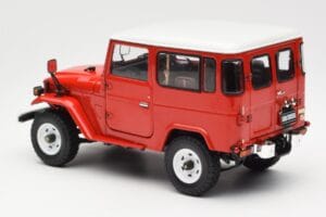 Toyota Land Cruiser FJ40 Van Červený Kyosho 1:18 08971R Kov – obrázok 7 z 8