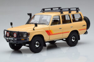 Toyota Land Cruiser 60 Béžový S Volitelnými Dielmi Kyosho 1:18