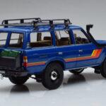 Toyota Land Cruiser 60 Modrý S Volitelnými Dielmi Kyosho 1:18 - image 3 of 11