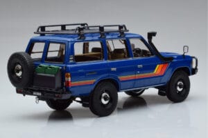 Toyota Land Cruiser 60 Modrý S Volitelnými Dielmi Kyosho 1:18 08956XBL Kov – obrázok 3 z 11