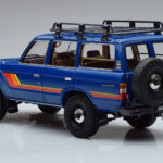 Toyota Land Cruiser 60 Modrý S Volitelnými Dielmi Kyosho 1:18 - image 6 of 11