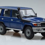 Toyota Land Cruiser J76 Modrý Almost Real 1:18 - image 5 of 7