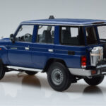 Toyota Land Cruiser J76 Modrý Almost Real 1:18 - image 6 of 7