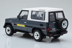 Toyota Land Cruiser LJ73 Šedý Otto 1:18 OT437 Živica – obrázok 5 z 6