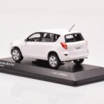 Toyota RAV4 XA30 Biely Minichamps 1:43 - image 3 of 4