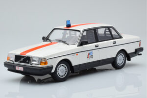 Volvo 240 GL Polícia Belgicko Minichamps 1:18