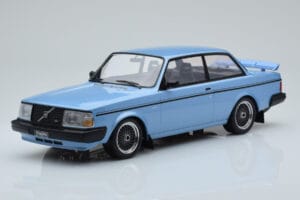 Volvo 240 Turbo Svetlo Modrý IXO 1:18 18MCC090